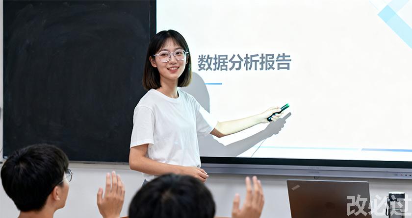 笔栈,笔栈官网,笔栈降AIGC,笔栈论文查重系统